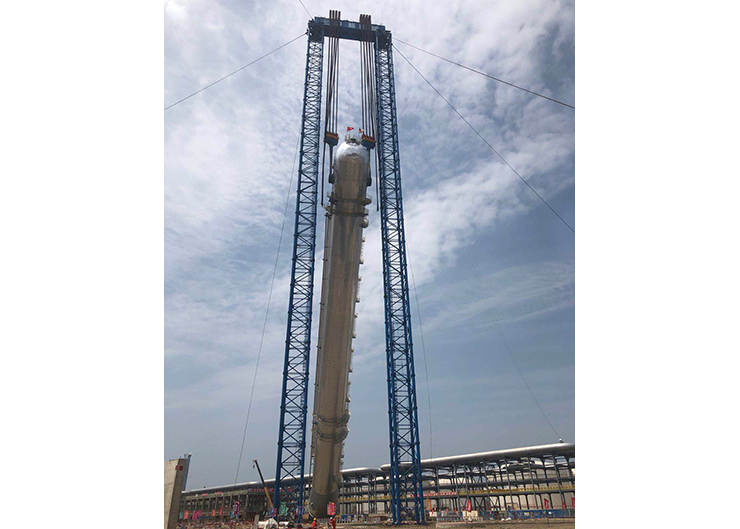 大連恒立石化化工塔提升（提升高度120米，提升重量2600噸）
